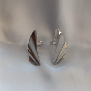 Ear Cuff Fly